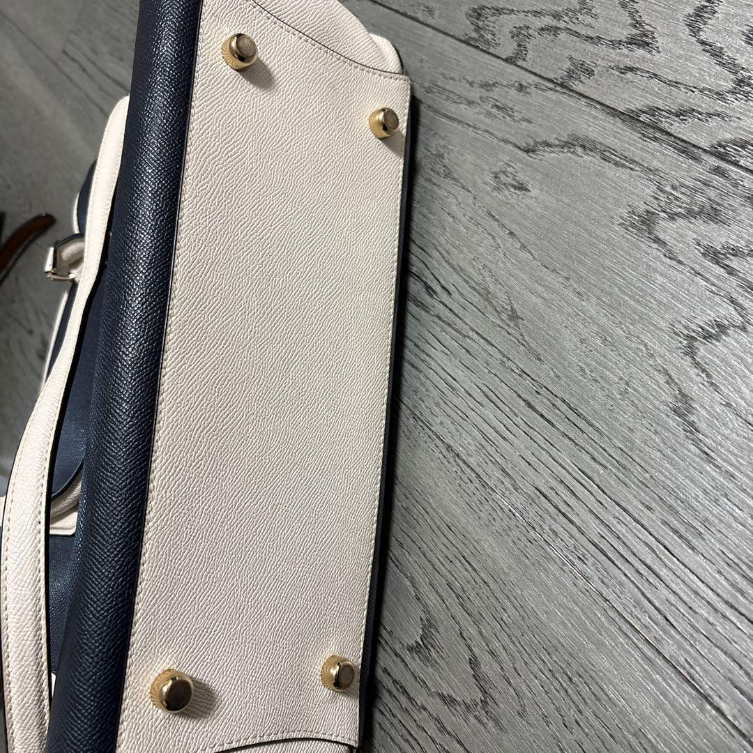 COACH トートバッグ ネイビー/ホワイト　値下げしました