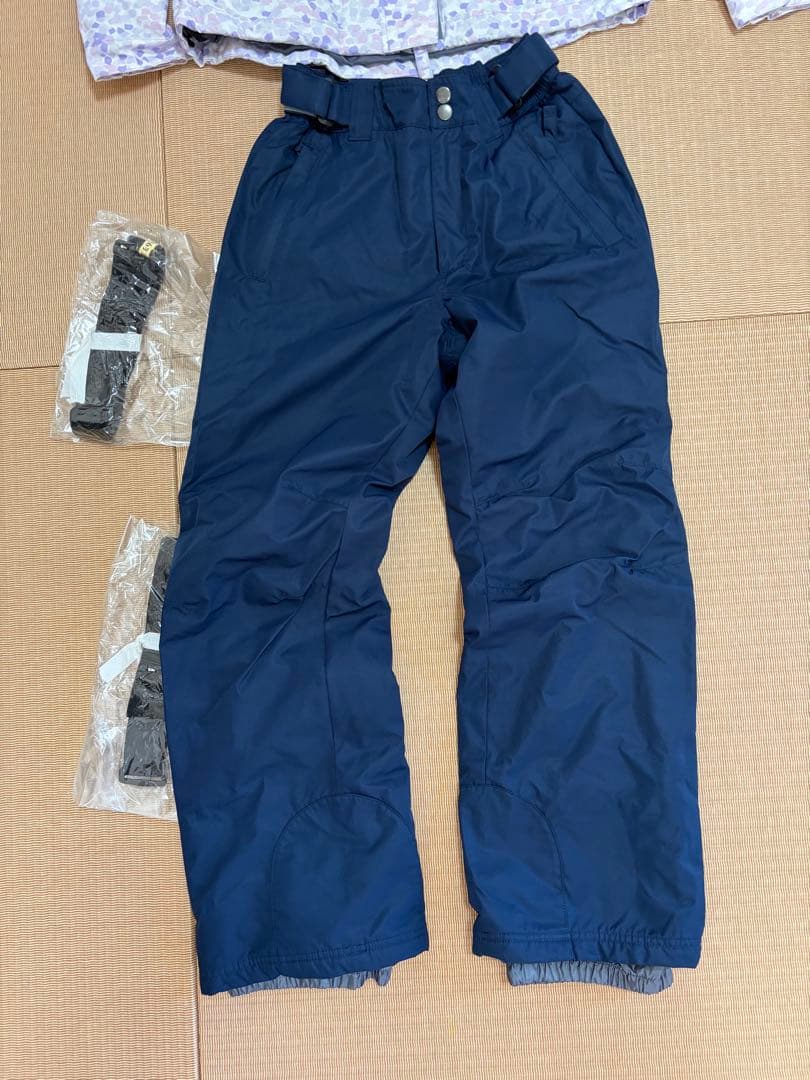 【美品⭐︎】スキーウェア　スノーウェア　レディース　上下　パステルカラー　Mサイズ