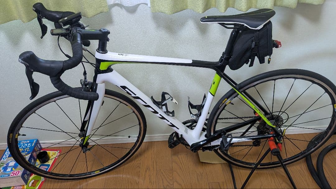 値引きしました。 【直接取り引き限定】スコット　カーボン ロードバイク