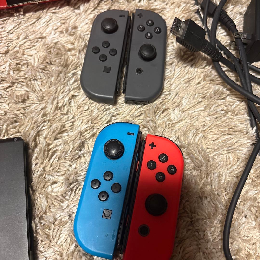 Nintendo Switch 本体 グレー/赤/青 Joy-Con付き