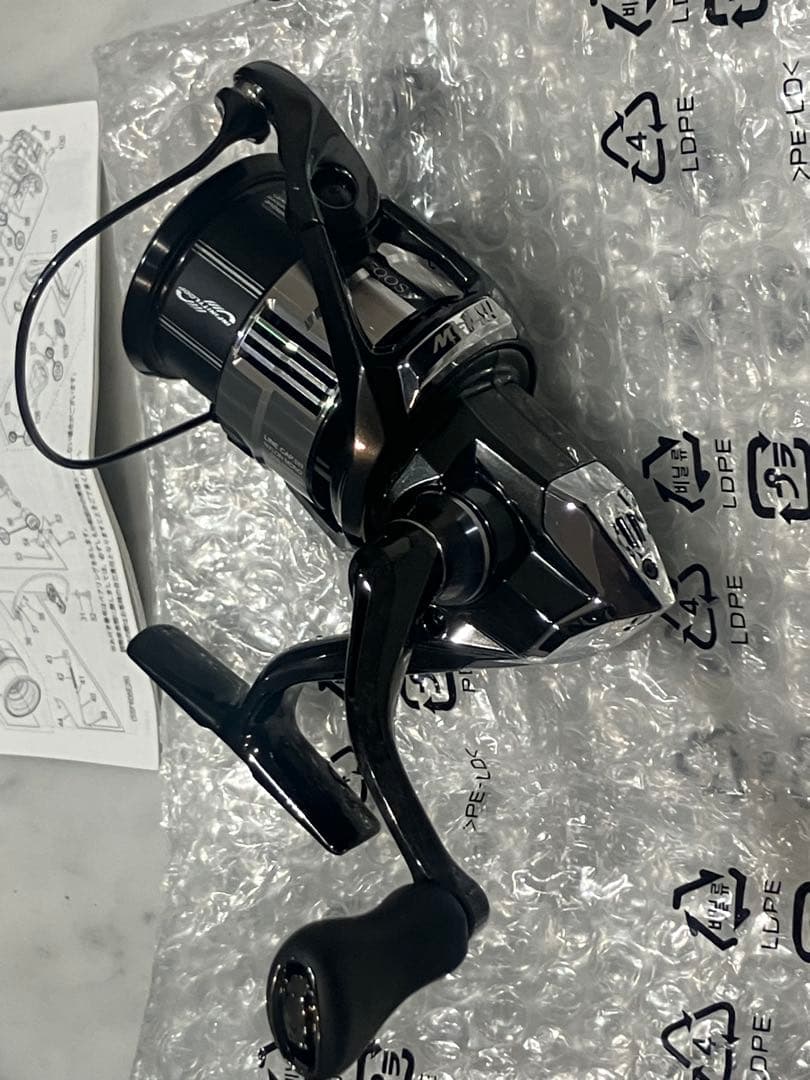 シマノ　23ヴァンキッシュ　2500S 1回使用美品