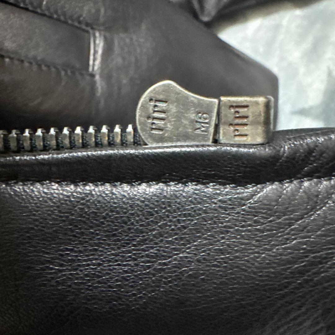 ほぼ新品　GUCCI ブラックレザージャケット