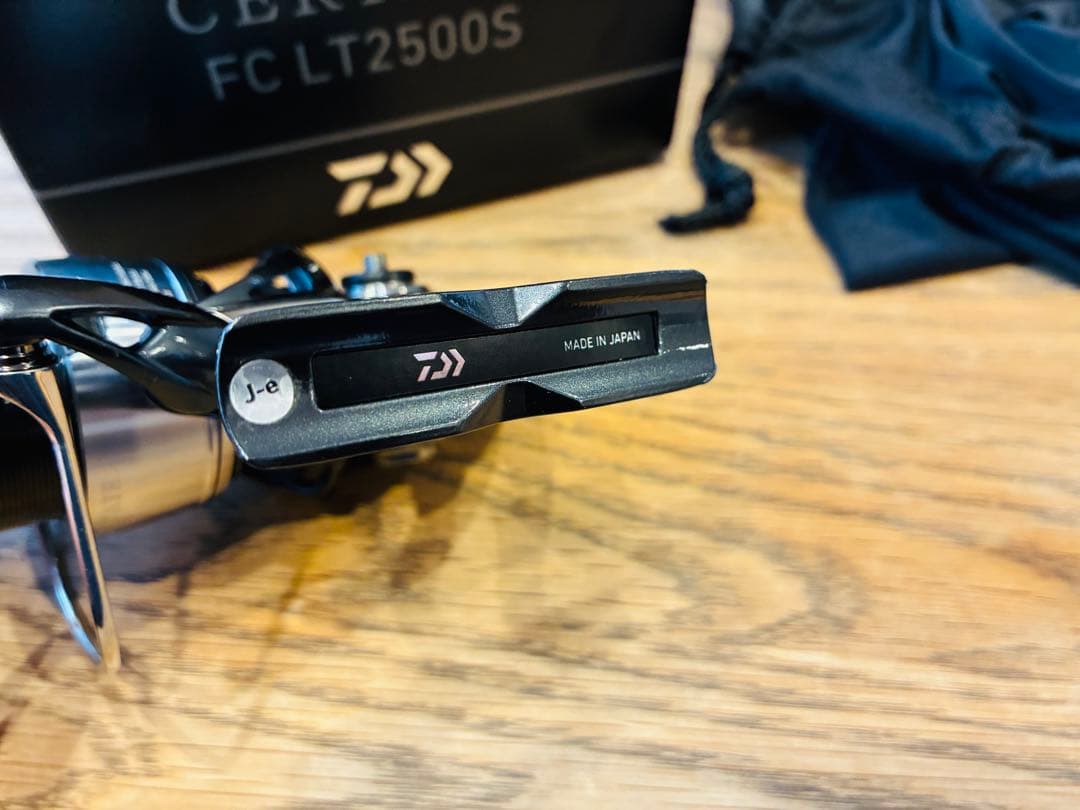 お値下げ可能　ダイワ　24セルテート　FC LT 2500S 美品