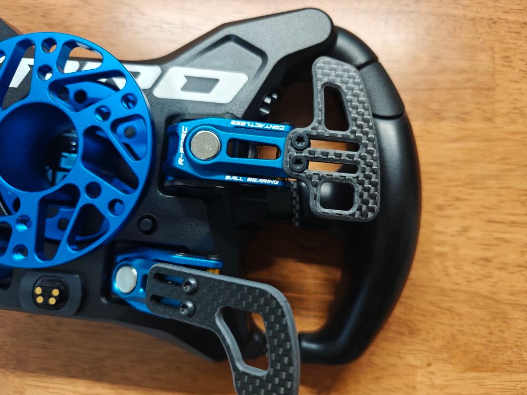 開封のみ Cube Controls F-PRO Blue フォーミュラホイール