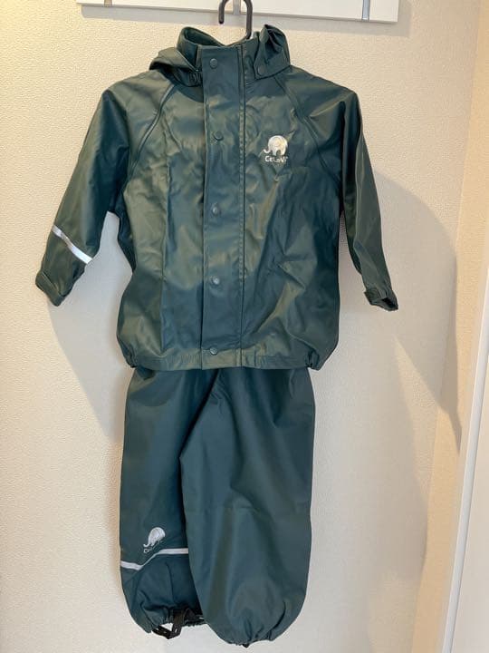新品！デンマークブランド　CaLaViレインコート