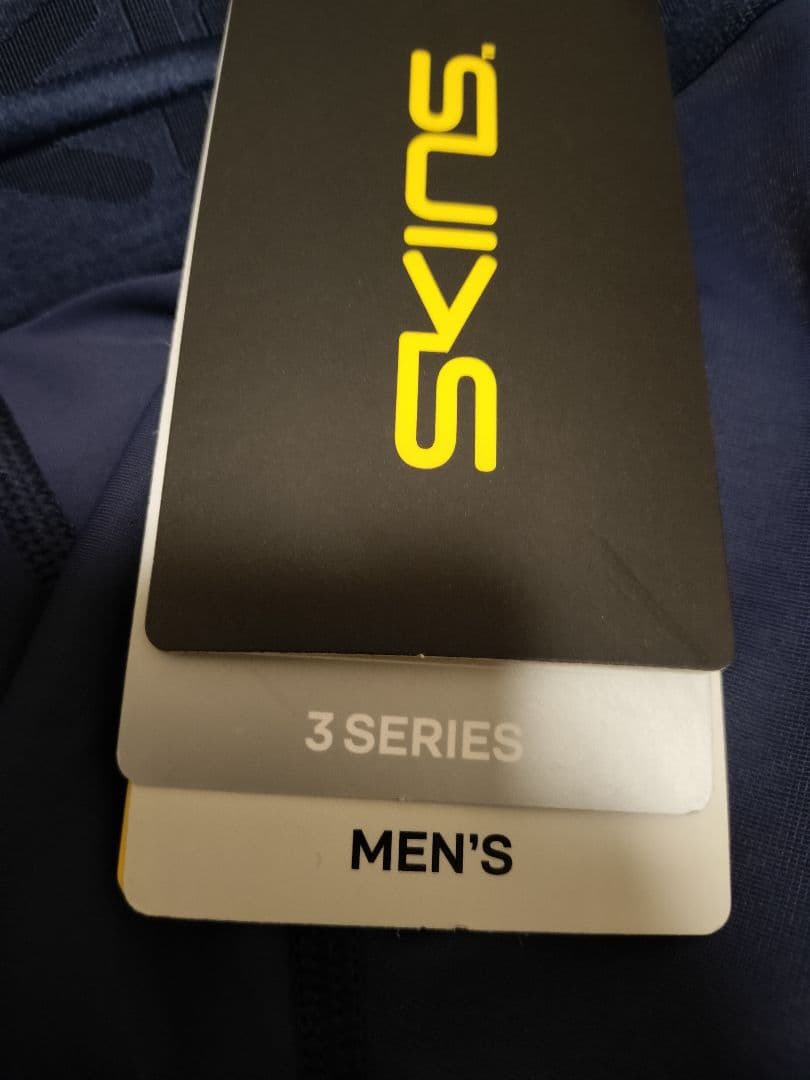 SKINS 3 SERIES メンズ タイツ ネイビー L 新品
