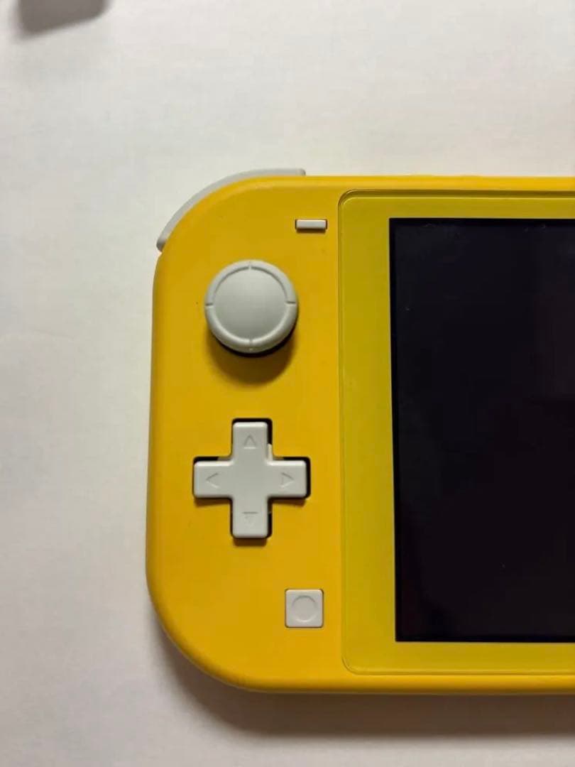 【ジャンク品】Nintendo Switch Lite イエロー 本体
