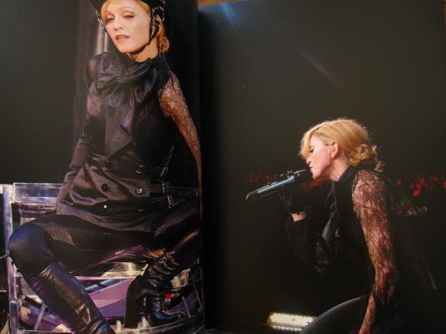 MADONNA DANCING QUEEN　MADONNA　マドンナ
