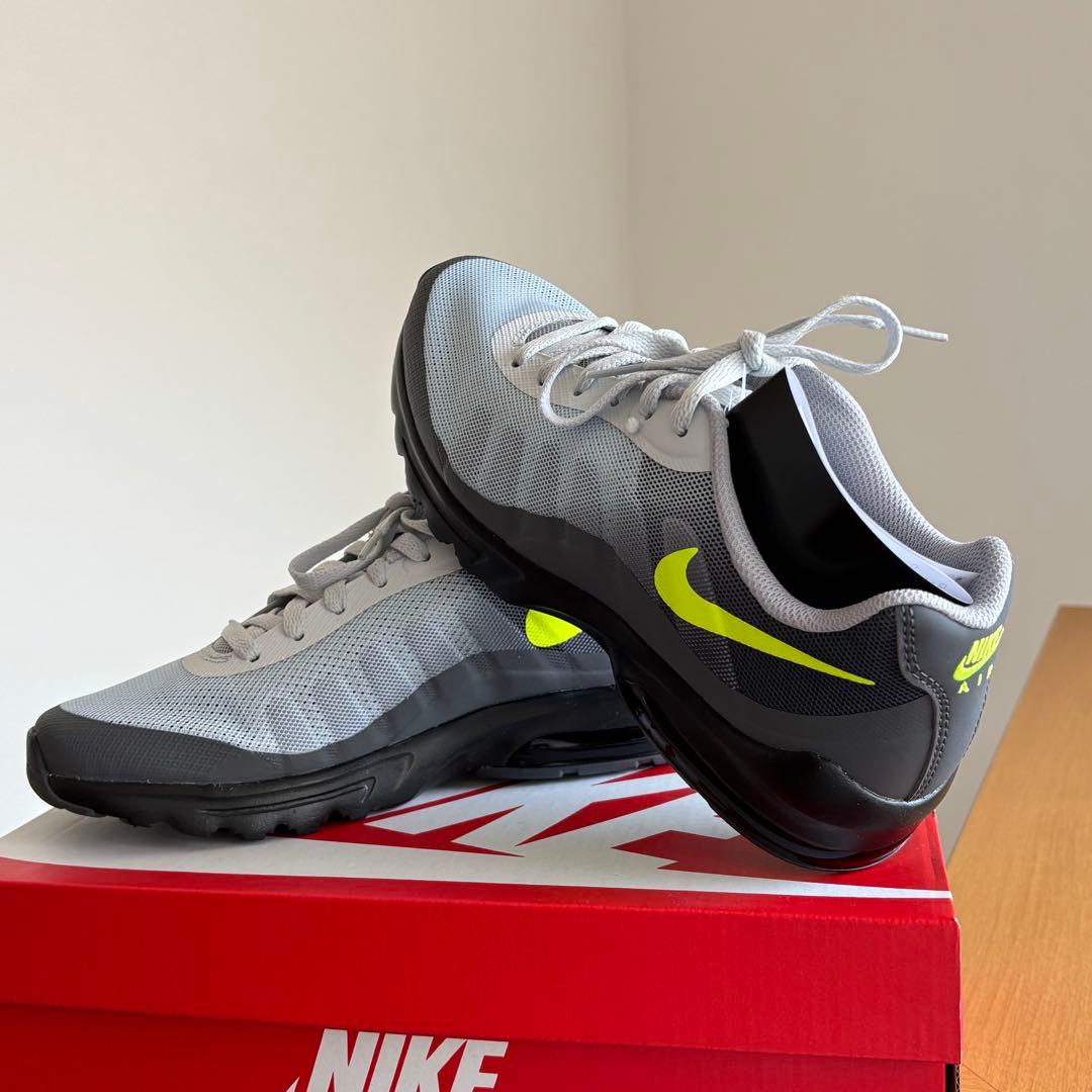 【新品未使用】NIKEナイキエアマックス　インビガー