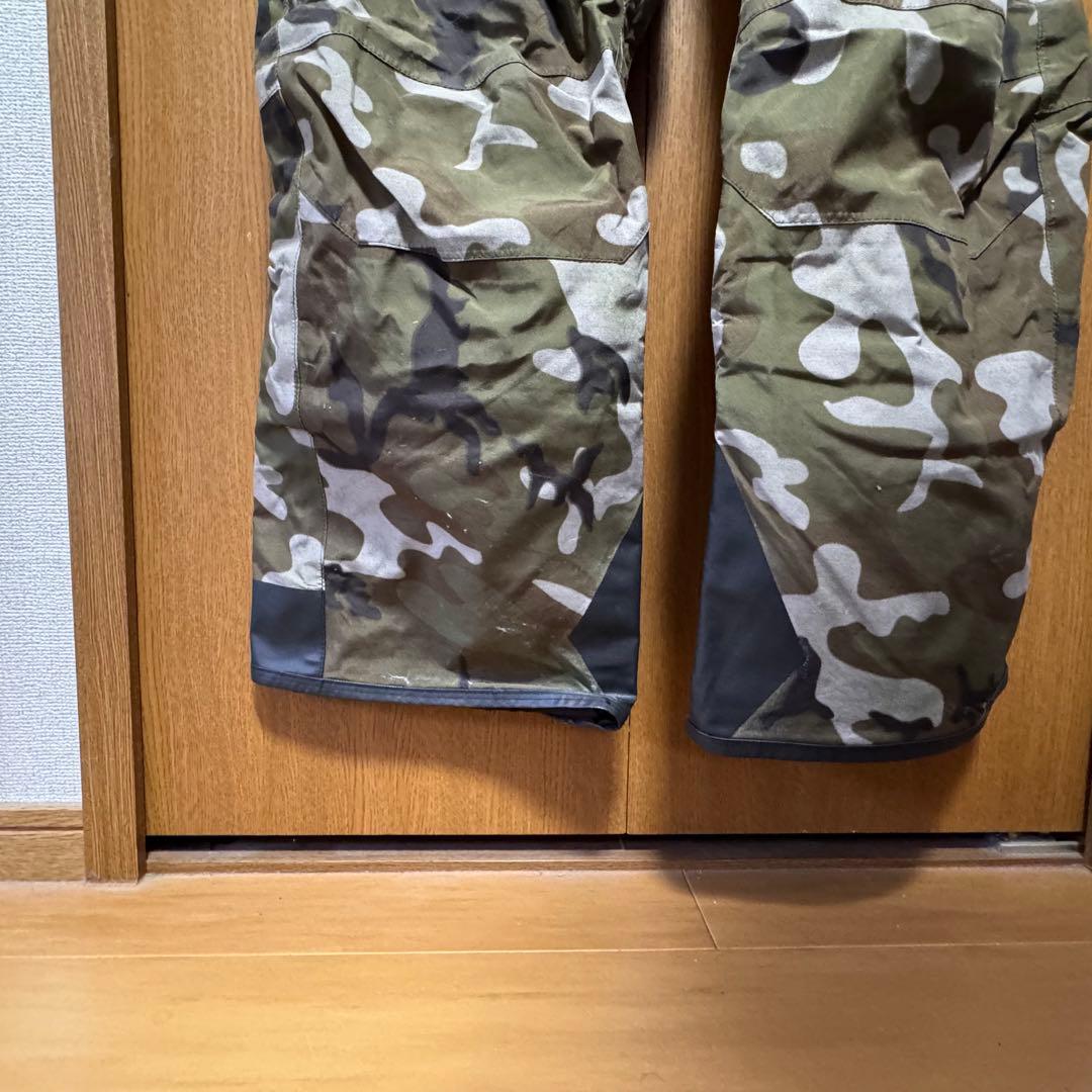 VOLCOM GORE-TEX ビブパン 迷彩柄