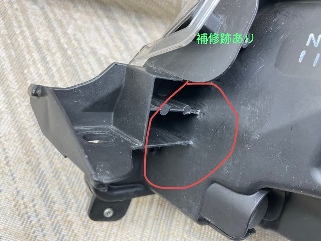 トヨタ ルーミー カスタム M900A 右LEDライトSTANLEY W6242