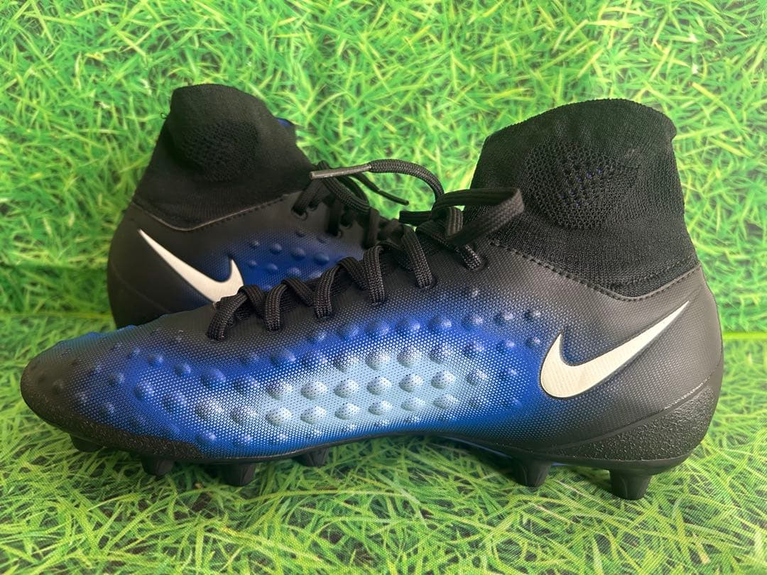 ☆未使用☆送料無料☆NIKE(ナイキ)MAGISTAオーデンⅡ HG☆