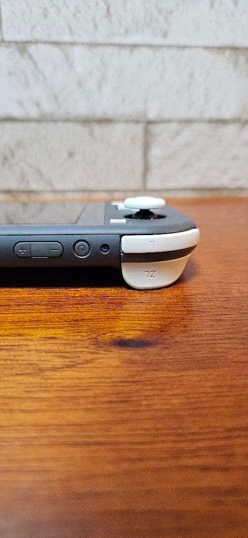 Nintendo Switch　ライトグレー　ゼルダの伝説ティアキン付き