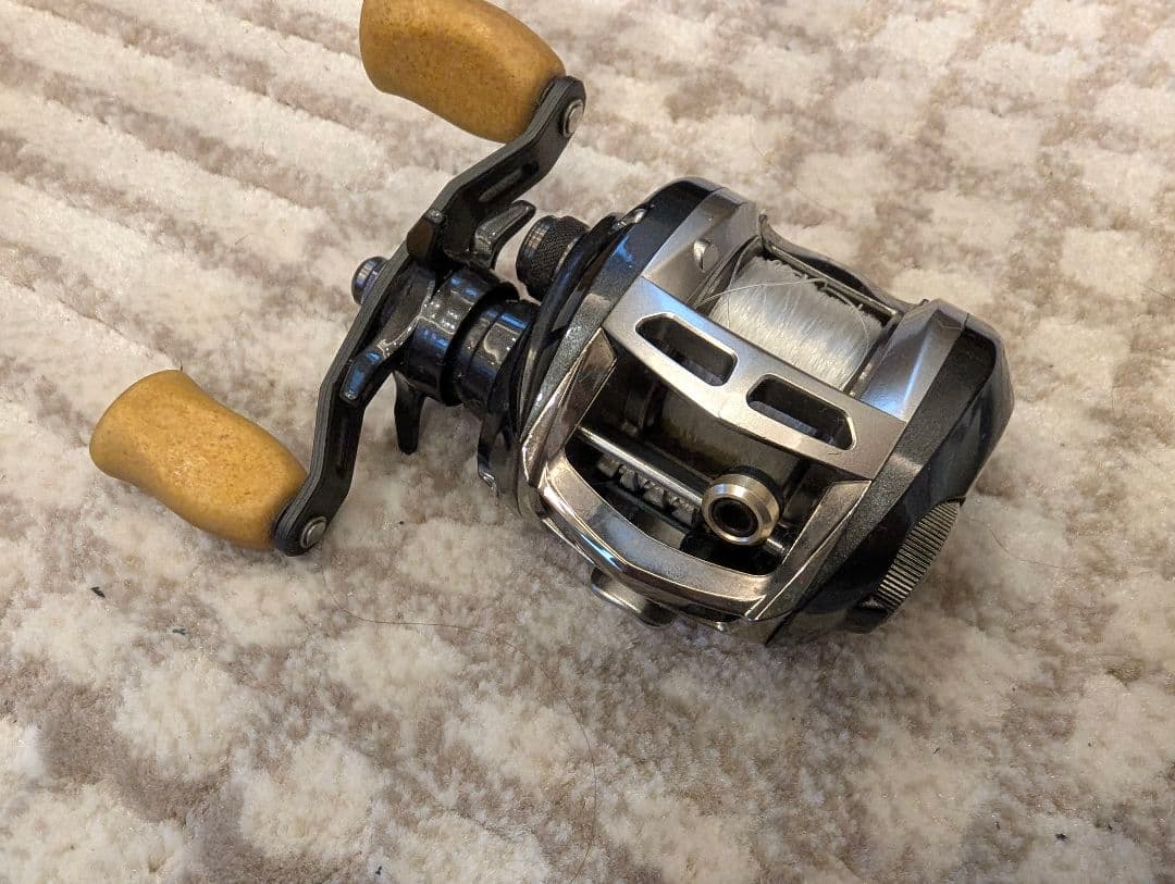DAIWA　ALPHAS-SV 105 ベイトリール　美品