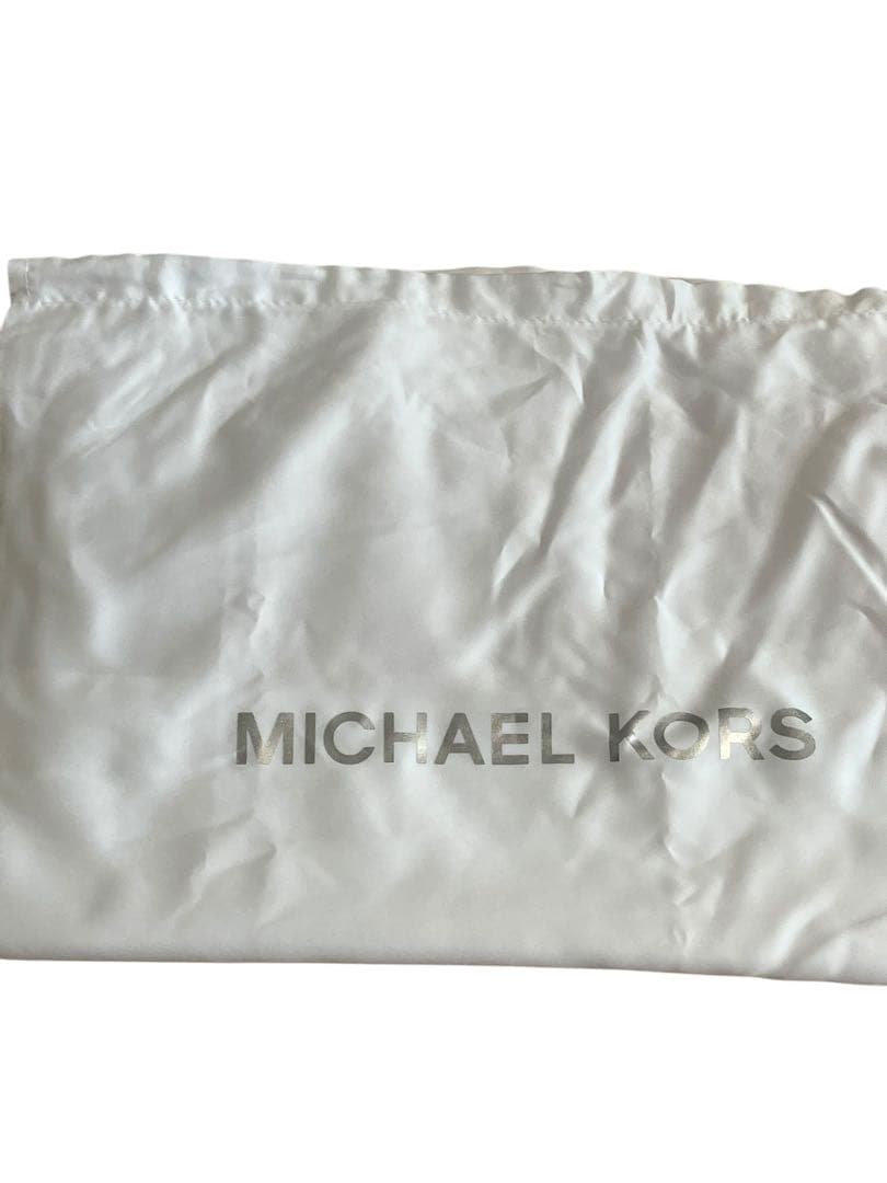 MICHAEL KORS ベージュ ロゴバッグ 新品未使用　保存袋、付き