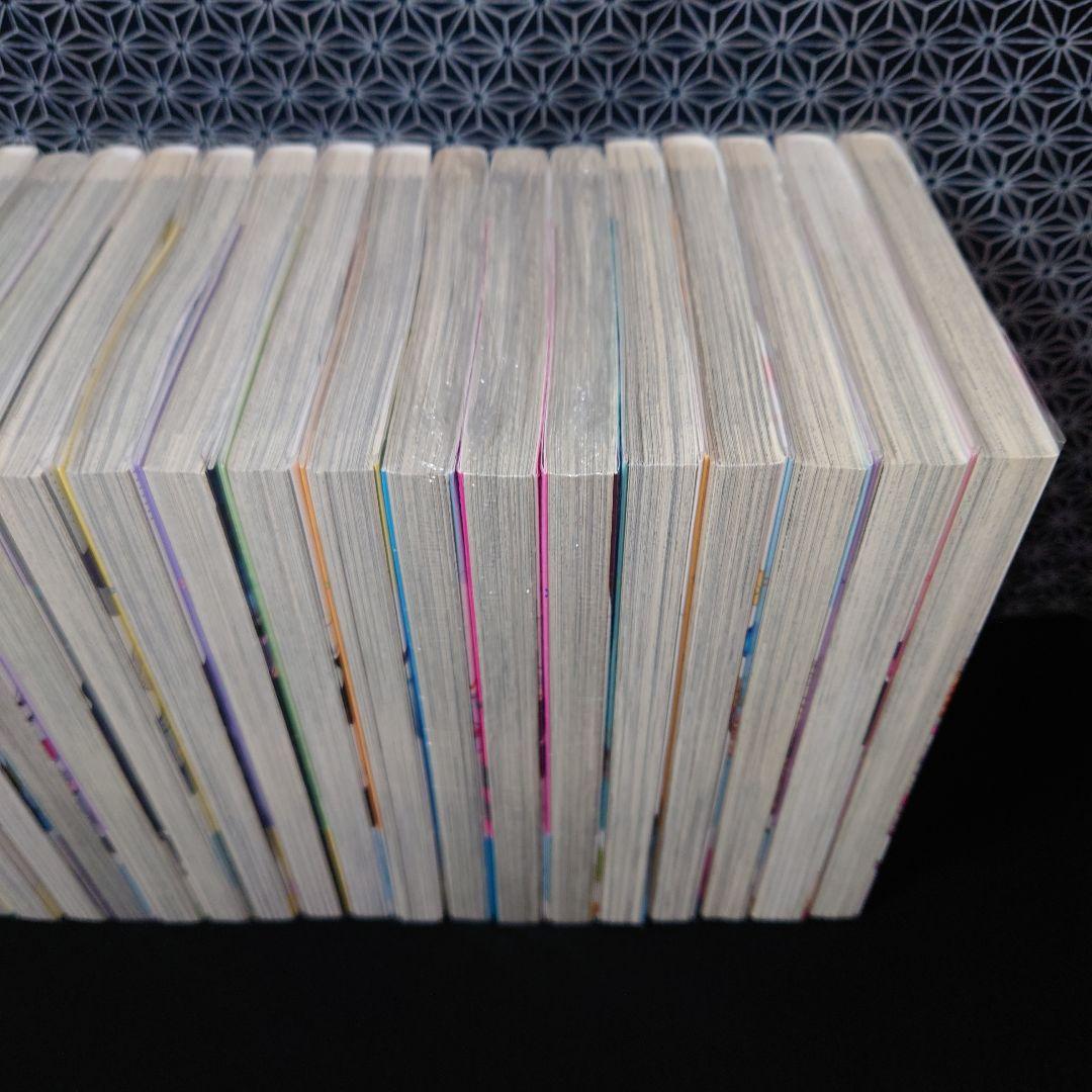 2.5次元の誘惑1〜25巻(11冊未開封品)＋ウエハース24枚フルコンプ＋その他