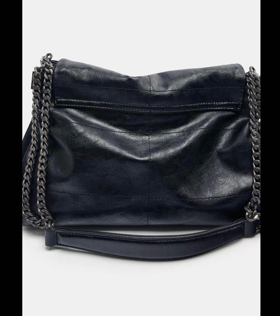 ZARA ロック フラップショルダーバッグ