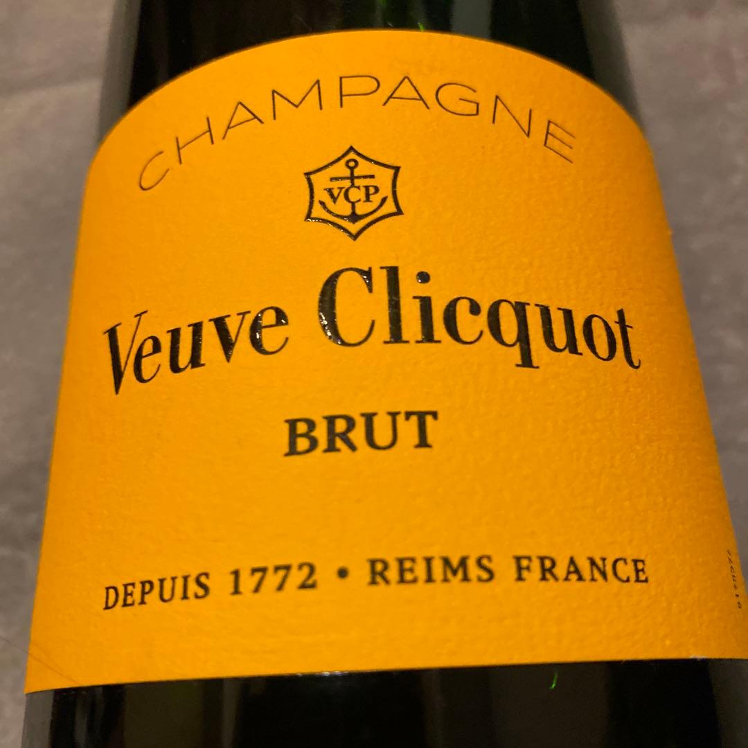 Veuve Clicquot Brut Champagne 750ml 最終