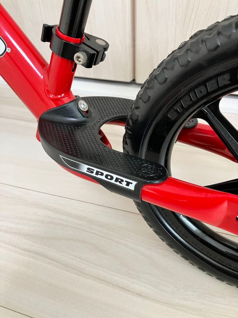 STRIDER バランスバイク SPORT レッド ストライダー　箱、説明書あり