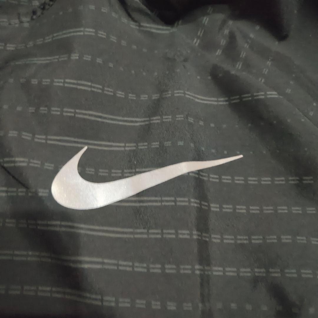 ナイキランニング　NIKERUNNING　トラックジャケット　ランニングウェア