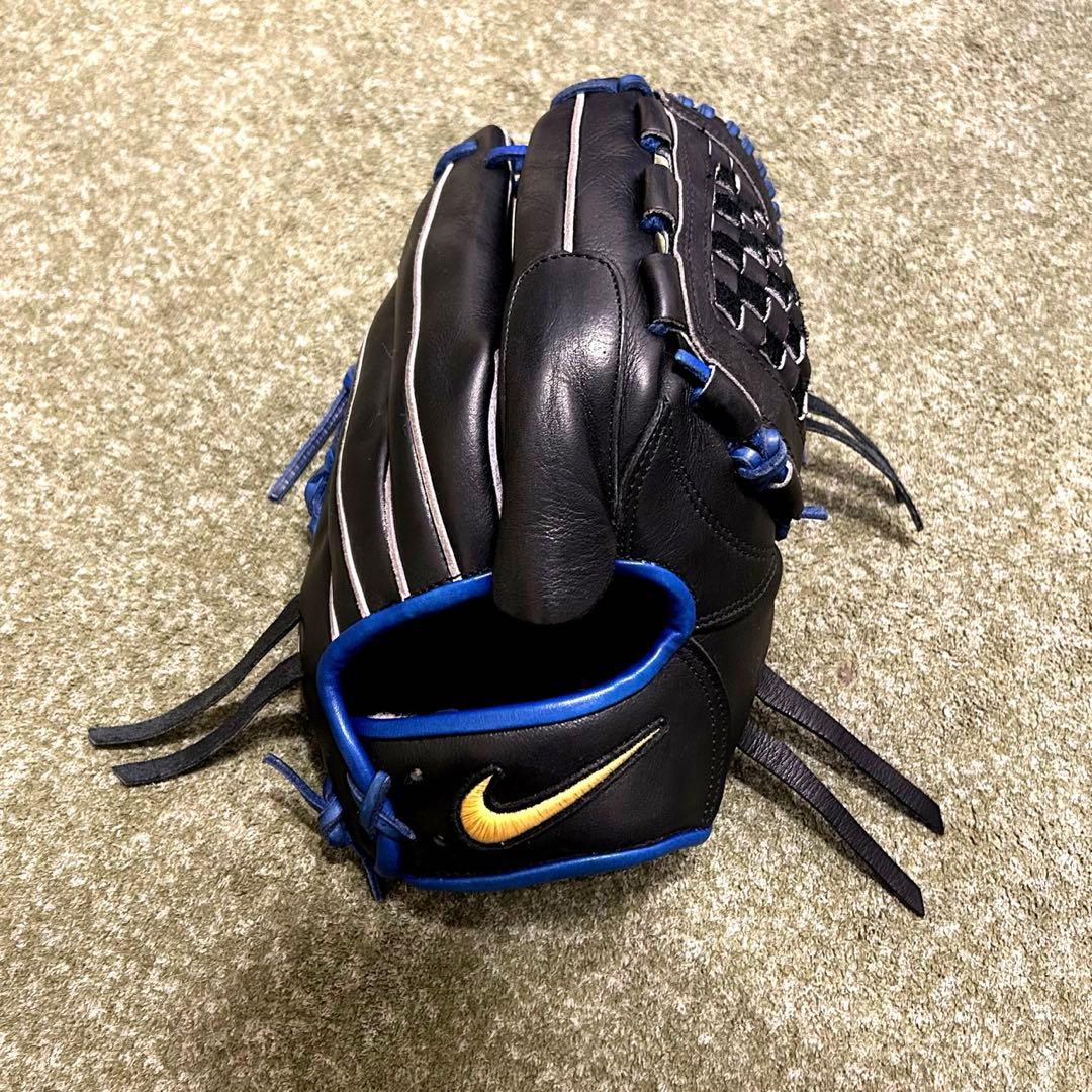 超美品 NIKE ナイキ 硬式 投手用グラブ