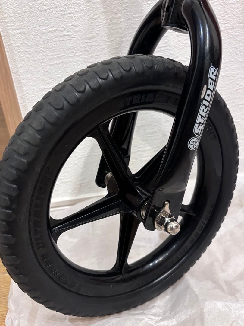 ストライダー　12インチ
