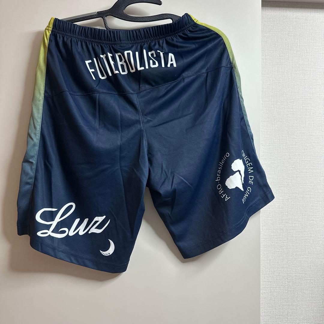 Luz 長袖シャツとショートパンツセット　Ｌサイズ