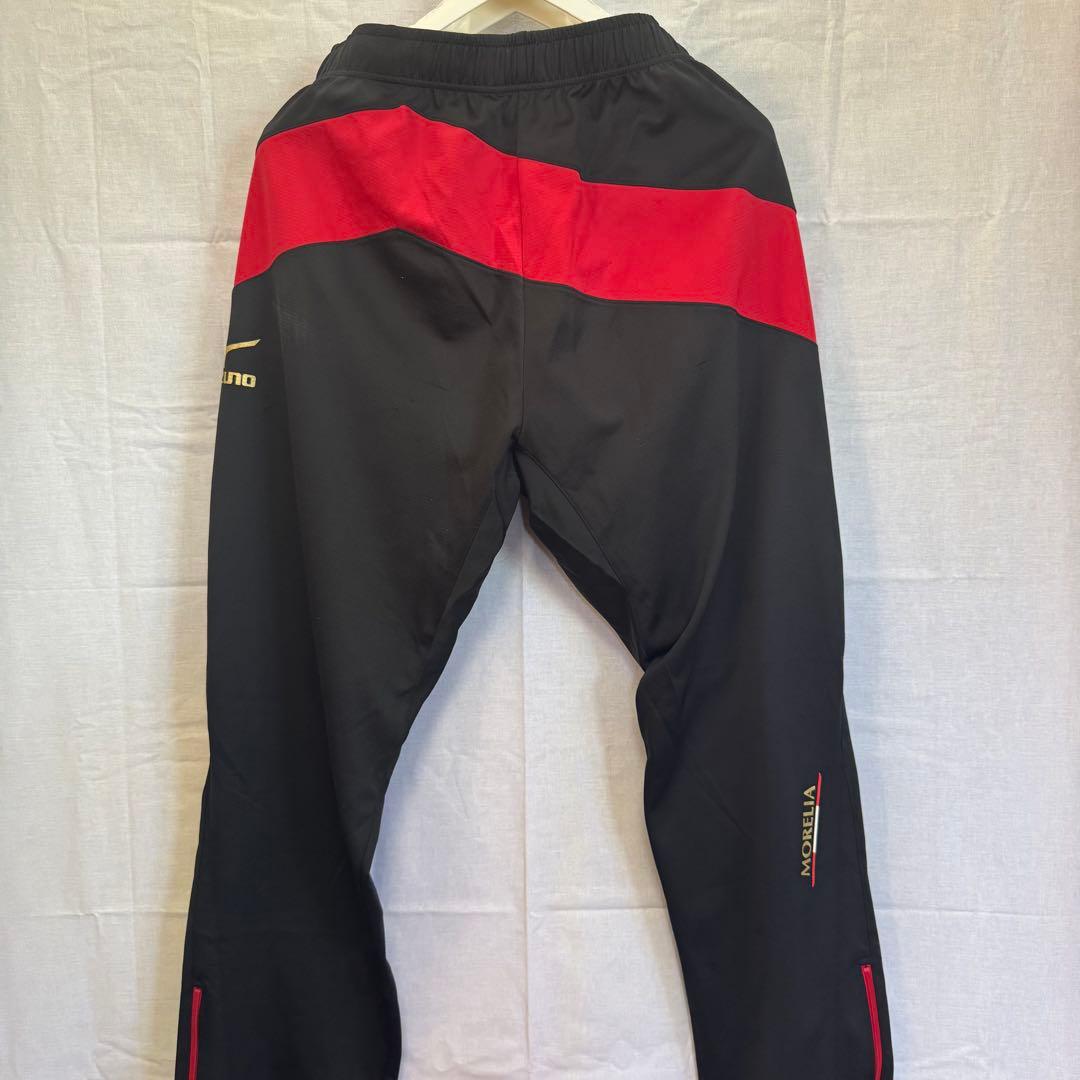 【値下げ】ミズノ サッカー MORELIA 上下セットO size (XL)