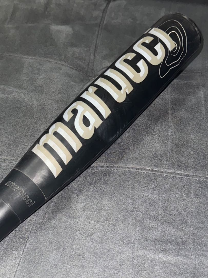 Marucci 黒ワニバット83㎝　700g