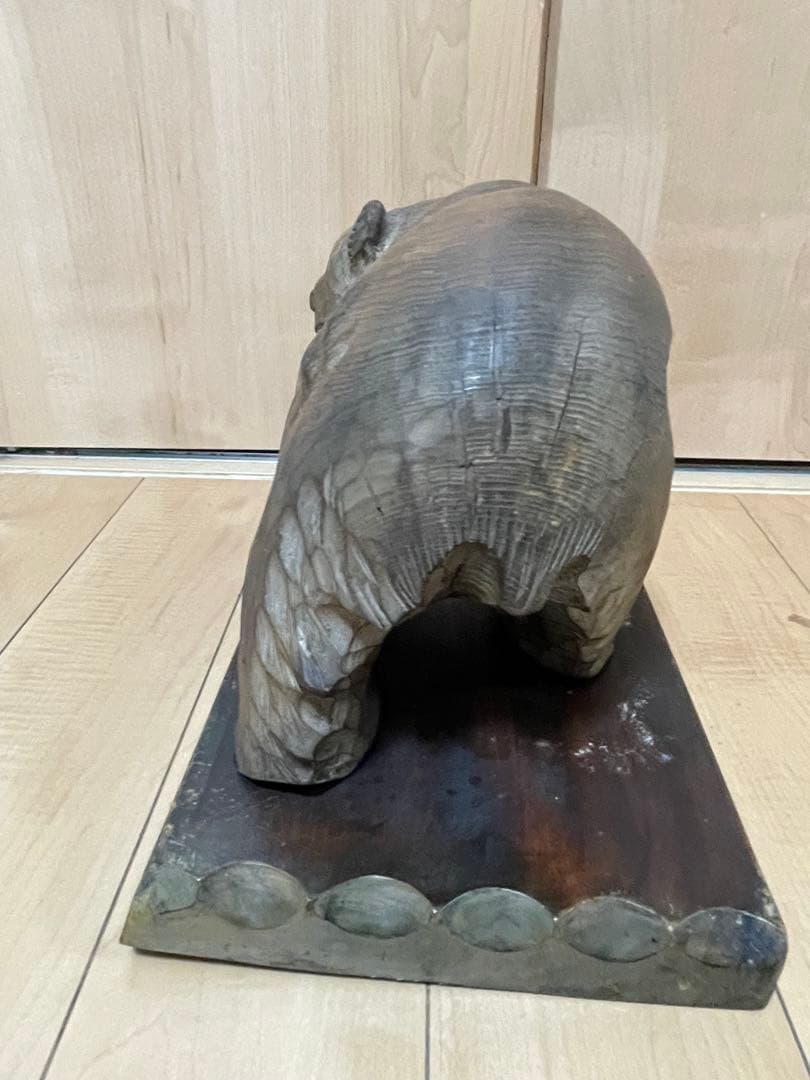 木彫り熊 鮭 熊 置物 彫刻 台座付 約30cm