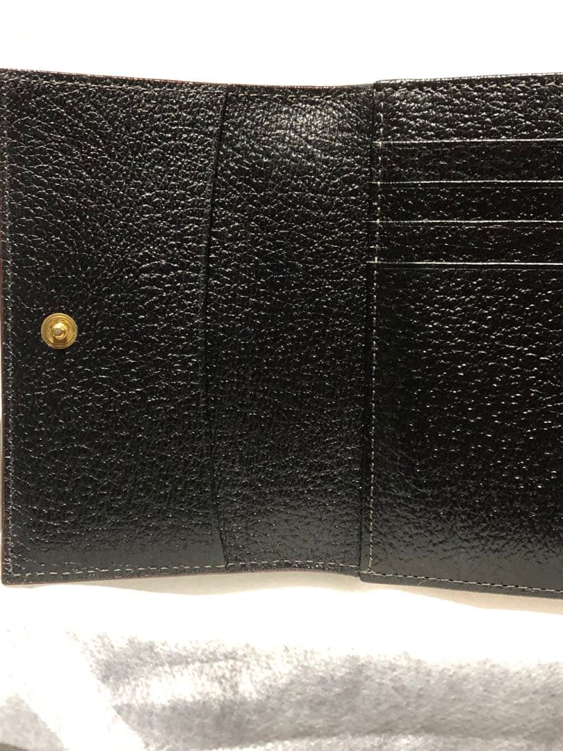 Vivienne Westwood《三つ折財布》