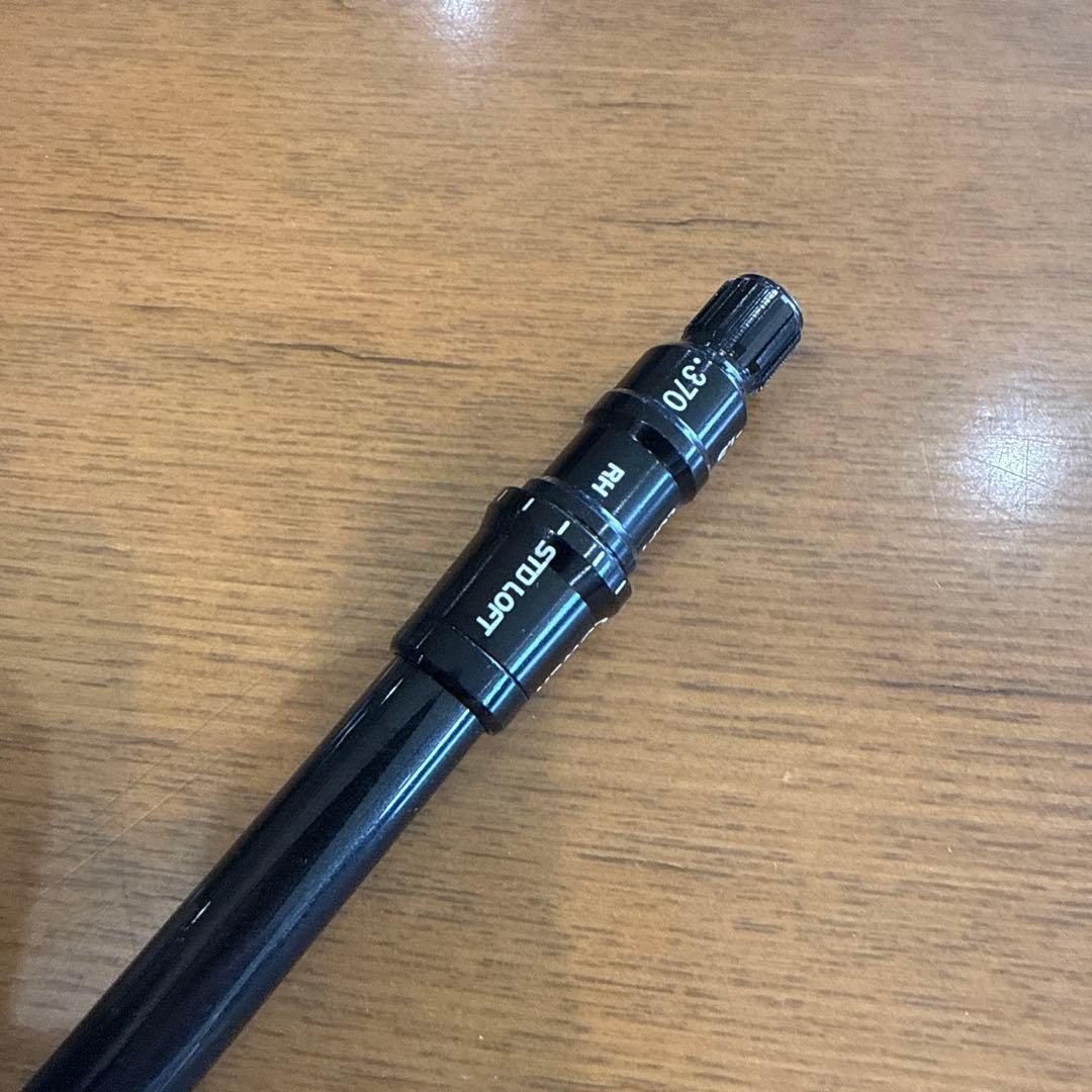 新品未使用、テーラーメイド Qi4D レスキュー #4用シャフト REAX65S