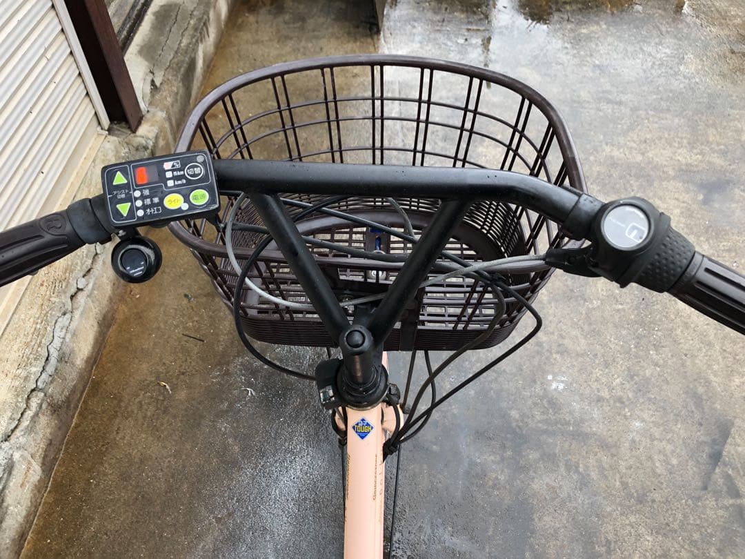 ブリヂストン新機種電動アシスト自転車poLKU26インチピンクアルミボディー