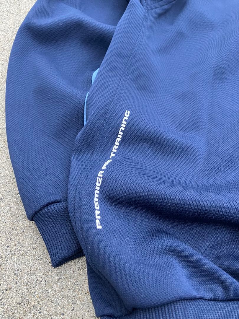 【希少！美品】アンブロxイングランド代表 スウェットシャツ　プルオーバー XL