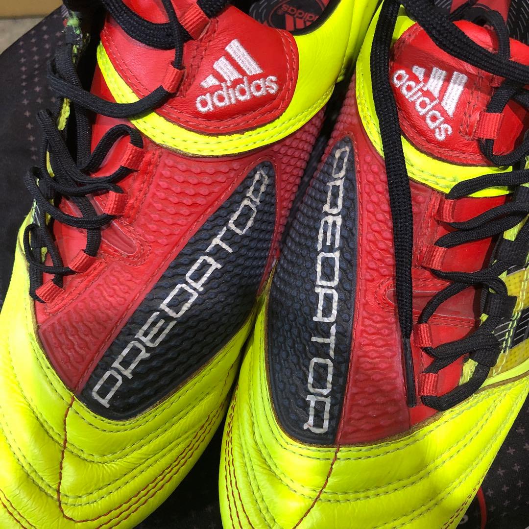 アディダスサッカースパイクプレデター新品