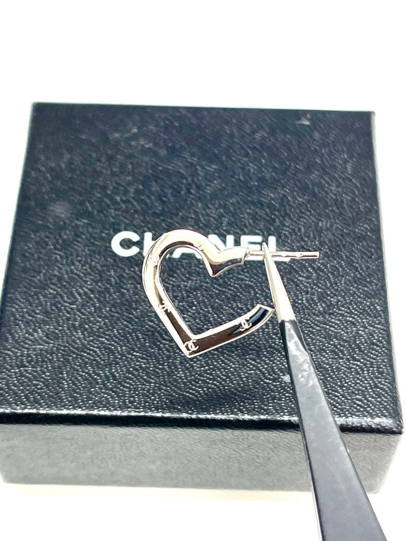 七夕本日限定　正規品CHANELハートフープピアス　片方