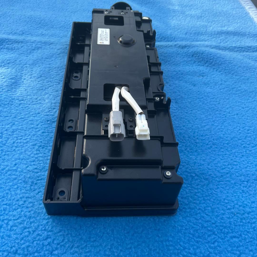 中古　小糸LEDテールランプ　流鏑馬　左のみ シーケンシャルタイプ　クリアレッド