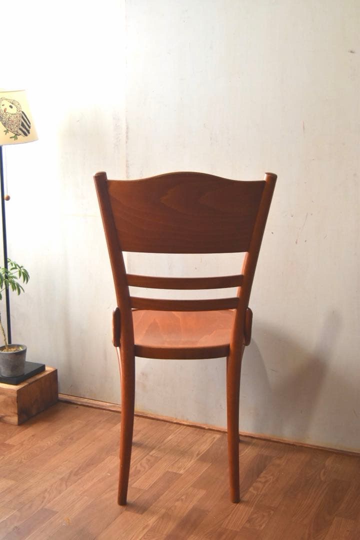 Bentwood chair ③