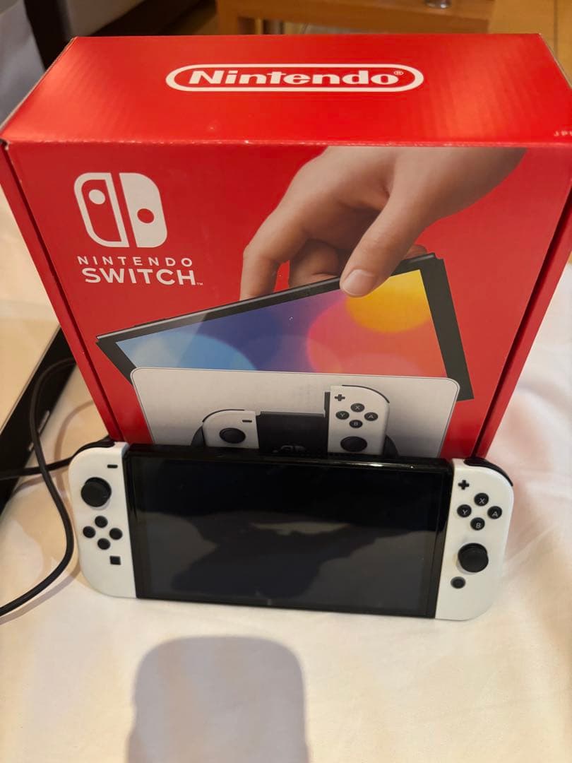 Nintendo Switch ホワイト 本体 ACアダプター付き　有機EL