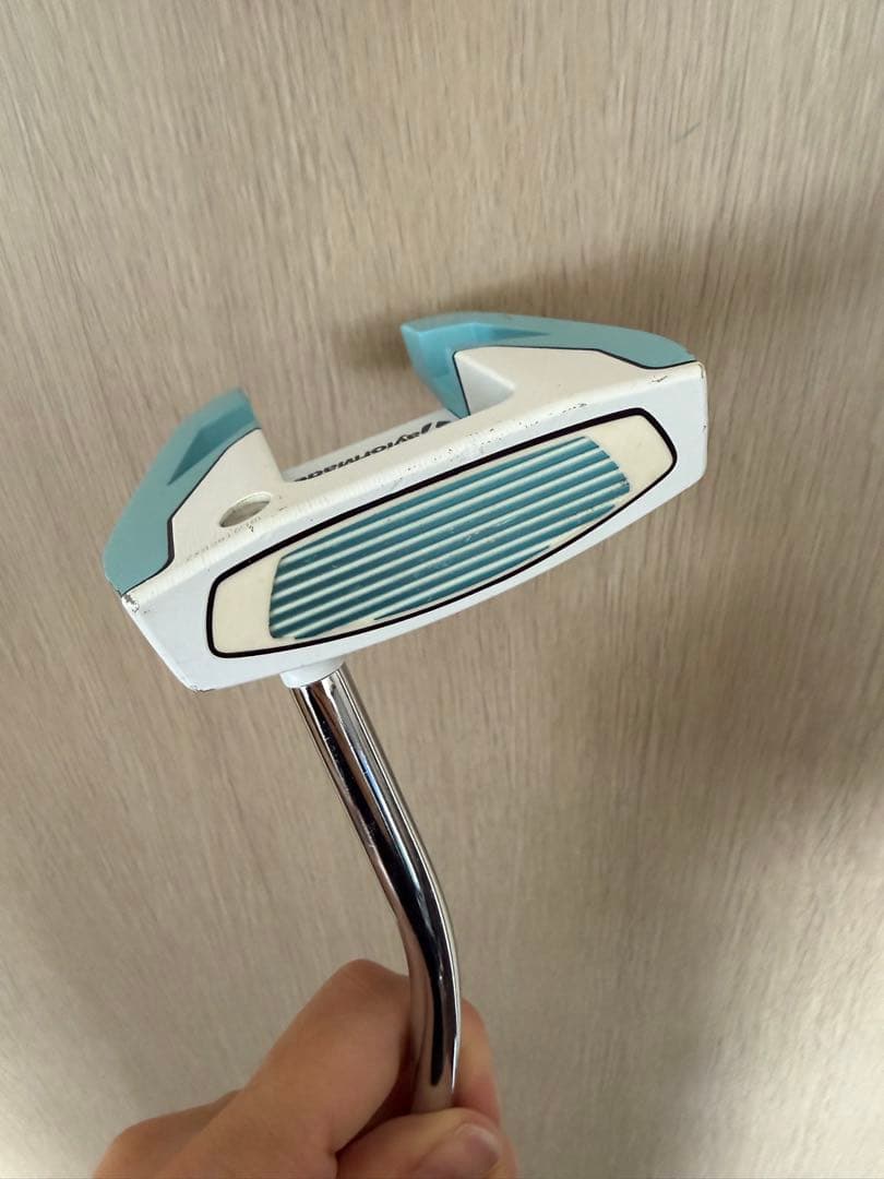 テーラーメイド　レディース　スパイダーパター33インチ