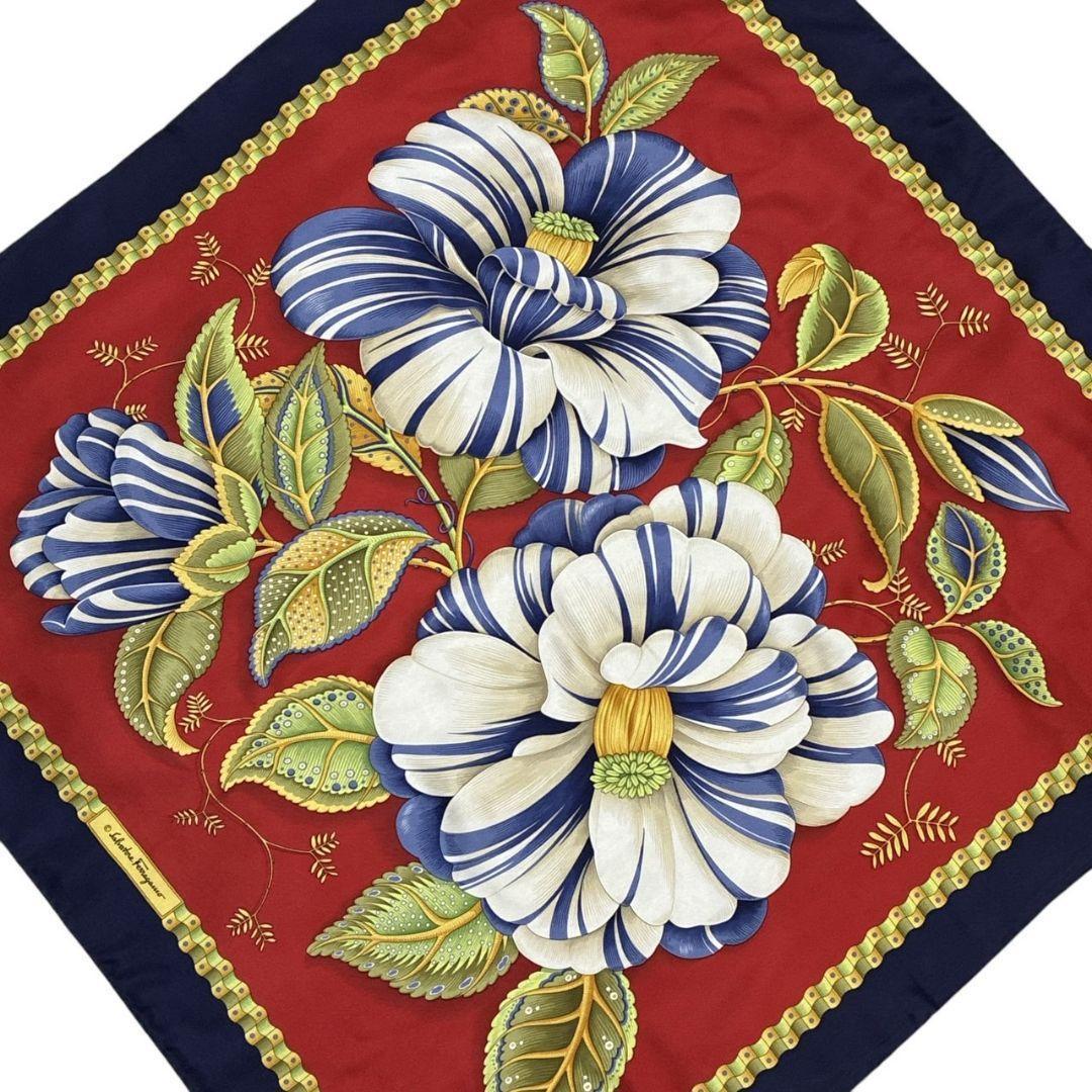 極美品✨サルヴァトーレフェラガモ シルク 大判スカーフ ストール 花柄 イタリア