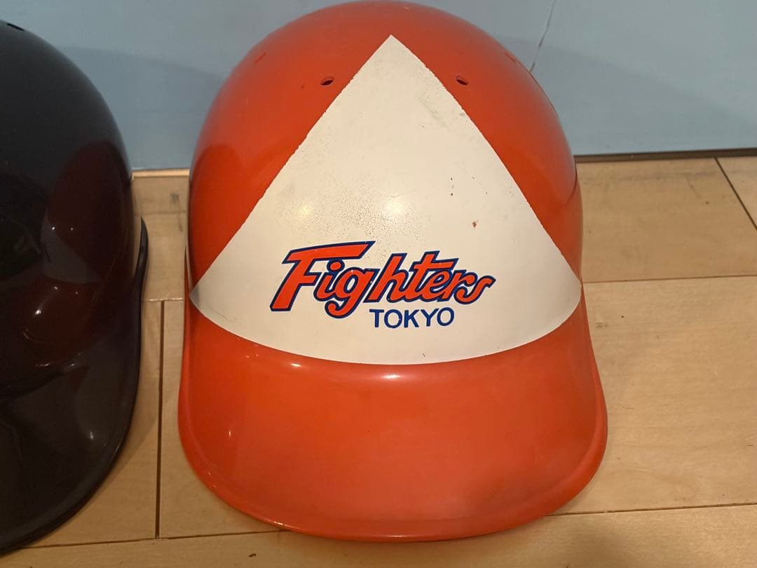 日本ハムファイターズ　野球ヘルメットセット 黒 Fs オレンジ 2個セット