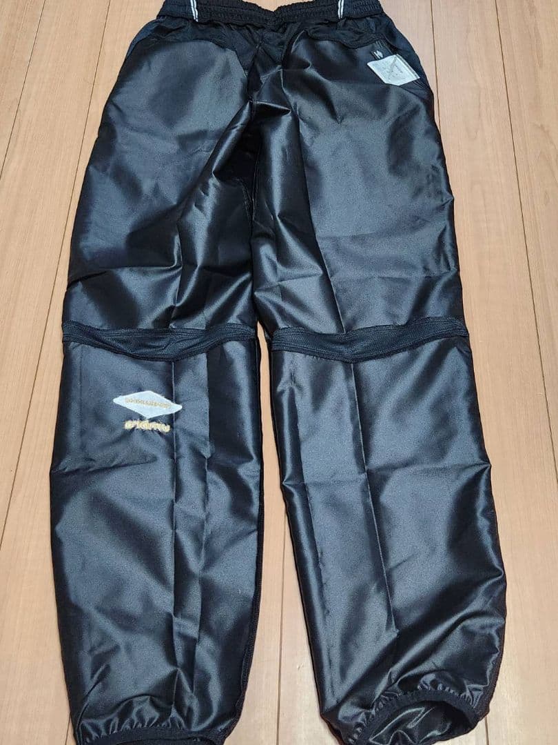 新品、タグ付き アンブロ ナイロン 上下セット Oサイズ