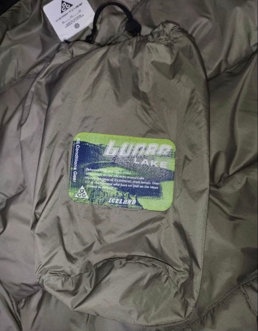m*️様 完売品　NIKE　ACG　ダウン　ベスト　ルナレイク　ブラック　黒　軽