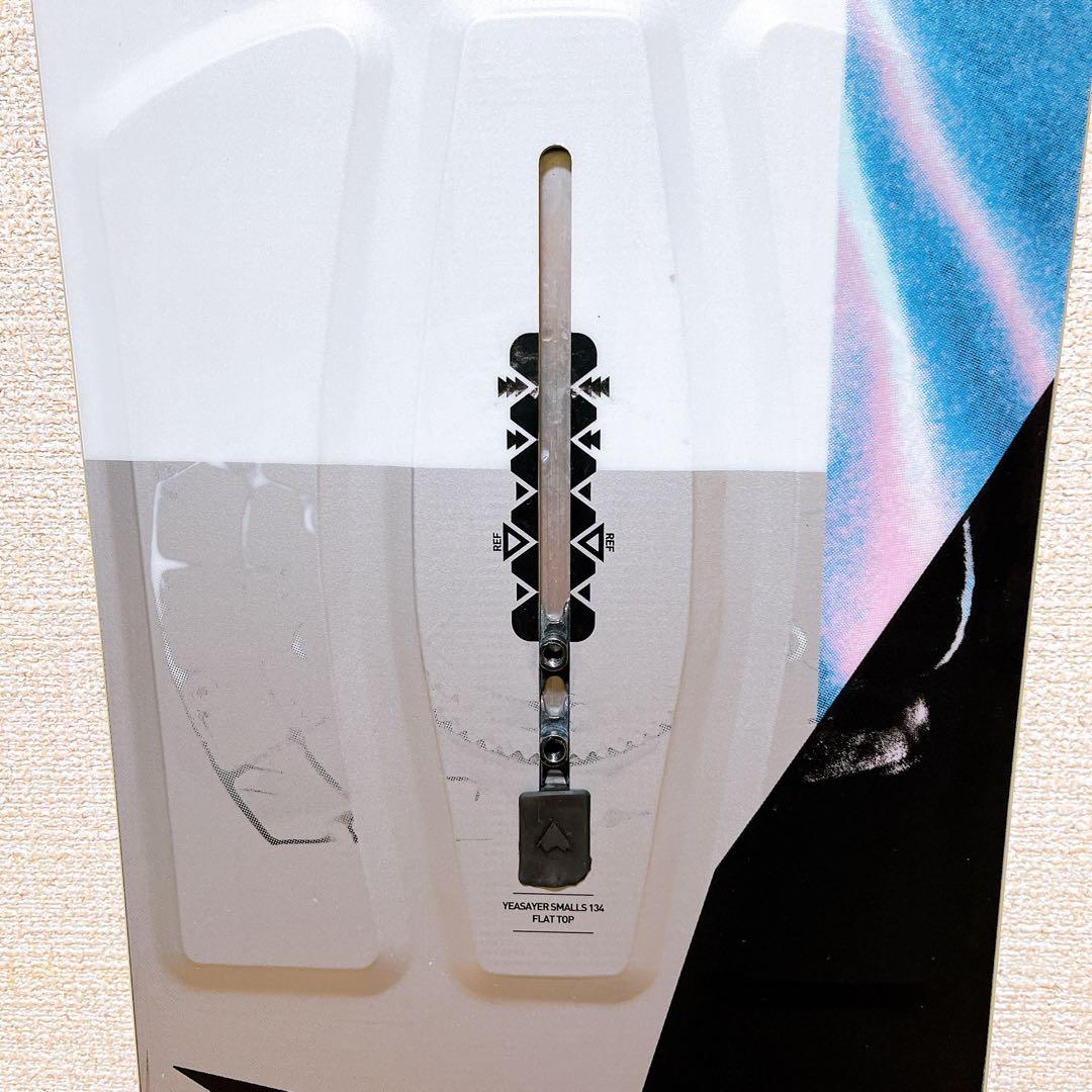 BURTON スノーボード 134 板　Yeasayer レディース