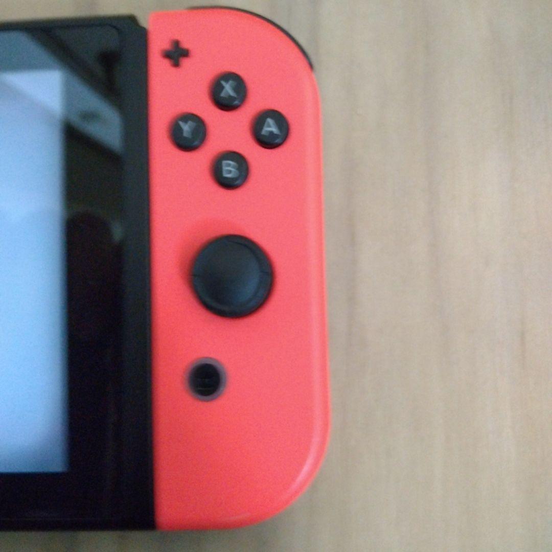 ジャンク本体 ニンテンドースイッチ本体とJoy-Conのみ 画像のアダプター無し