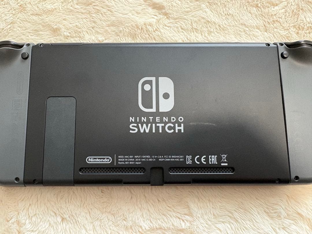 Switch本体セット＋赤ジョイコン(ジャンク)＋純正ケース＋SDカード付