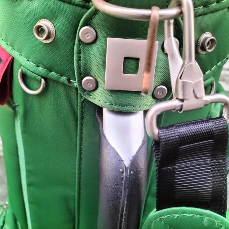 中古品 ONOFF キャディバッグ