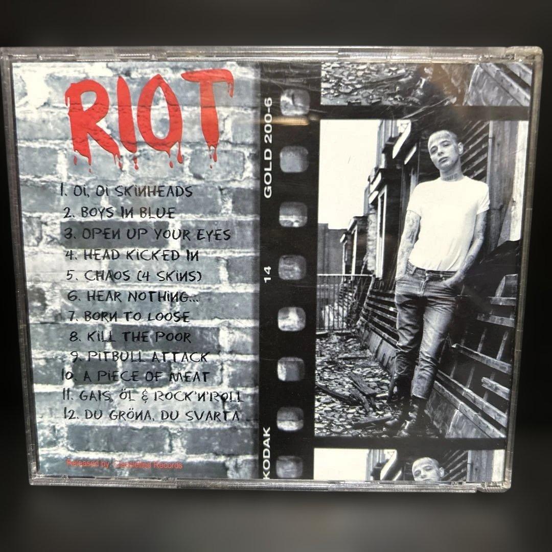洋楽 RIOT FUCK THE WORLD