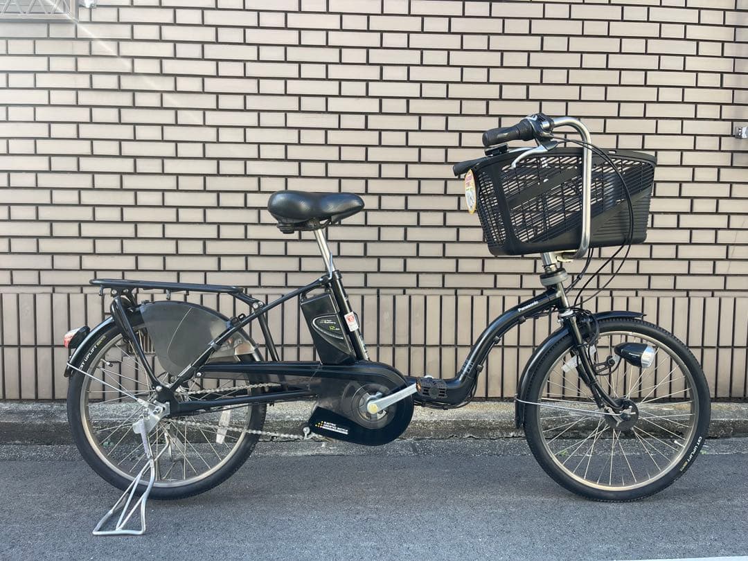「前カゴ付き」20インチパナソニック電動アシスト自転車です。